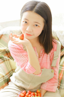 忍冬艳蔷薇演员表